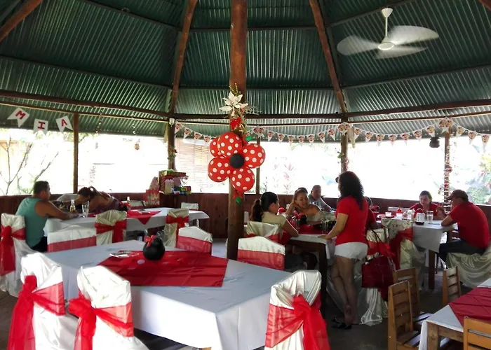 La Teca Lodge