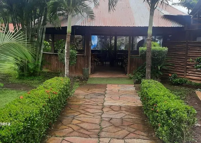 Lodge La Teca *