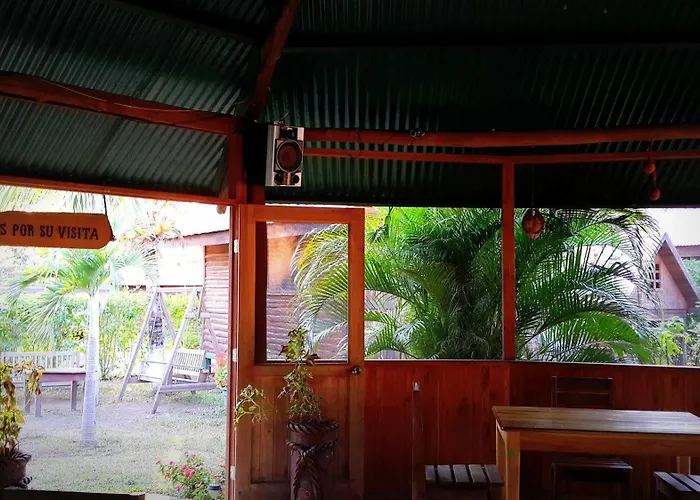 La Teca Lodge *